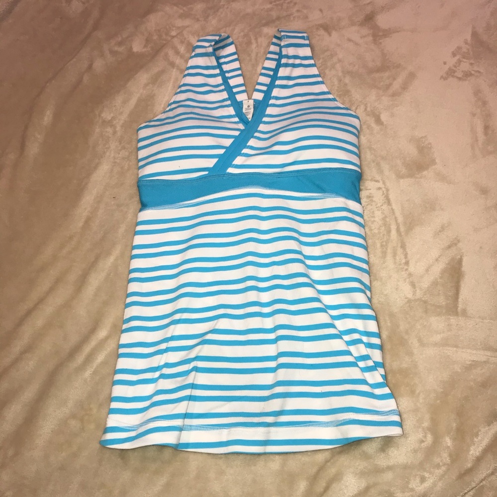 Lululemon Deep V Athletic Tank Size 4 - Picture 7 of 9